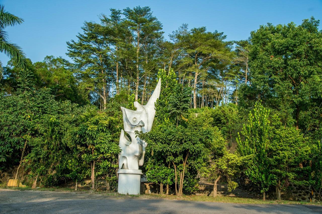 Mountain Homestay 6-8人包棟民宿 新化区 エクステリア 写真