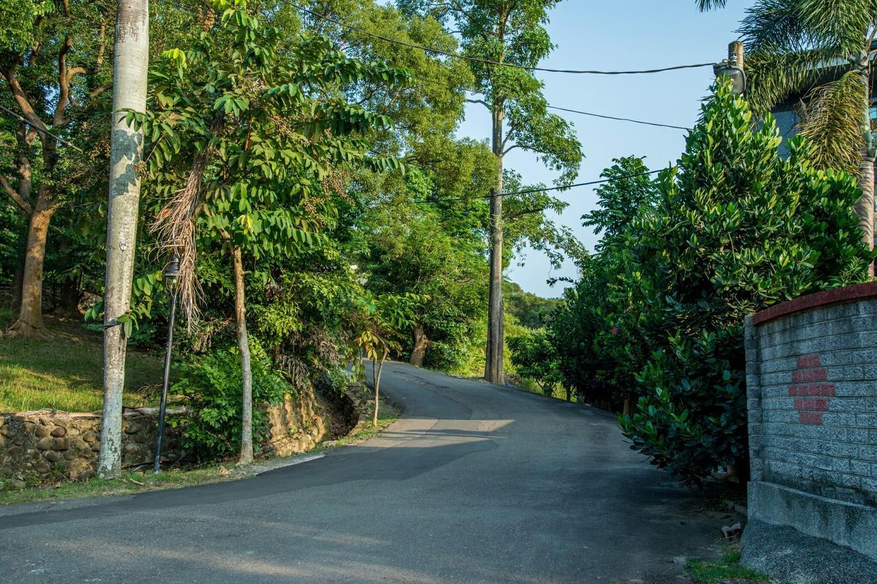 Mountain Homestay 6-8人包棟民宿 新化区 エクステリア 写真
